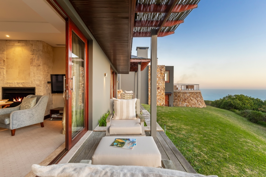 6 Bedroom Property for Sale in Pezula Private Estate Western Cape